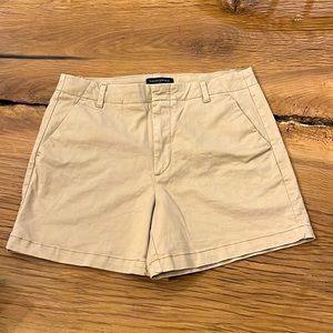 NWOT Banana Republic authentic chino size 8.